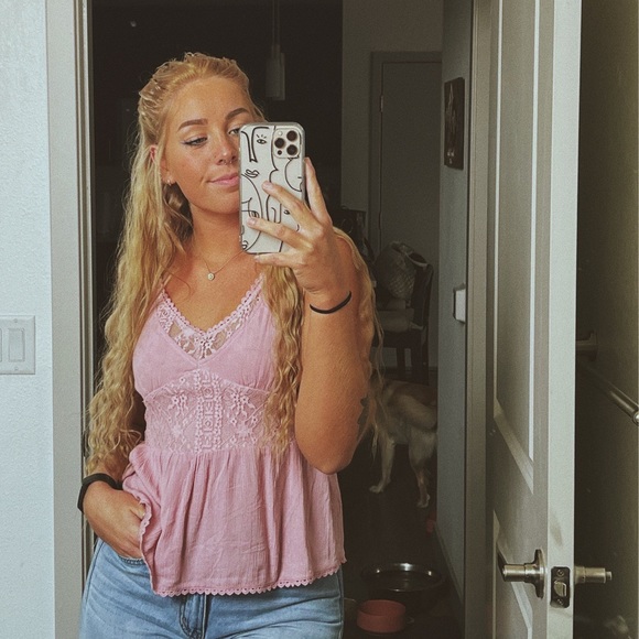 welcome to my closet !!! - Picture 5 of 11